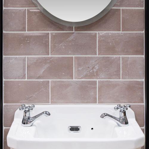 Metro Pulpis Biselado Brillo 10 x 20cm Ceramic Tile - 1sqm perbox (21238)